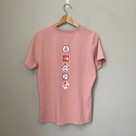 NWOT The North Face Womens Large Himalayan Bottle Short Sleeve Pink Logo T-Shirt - Picture 2 of 16